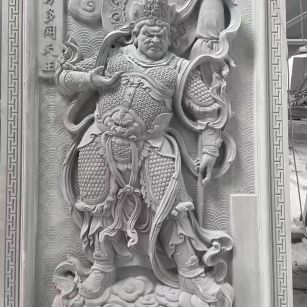 焦作 芝麻灰花岗岩人物雕刻——多闻天王