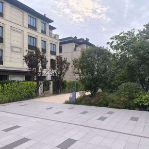 焦作 芝麻白与芝麻白搭配铺装，尺寸1200*600