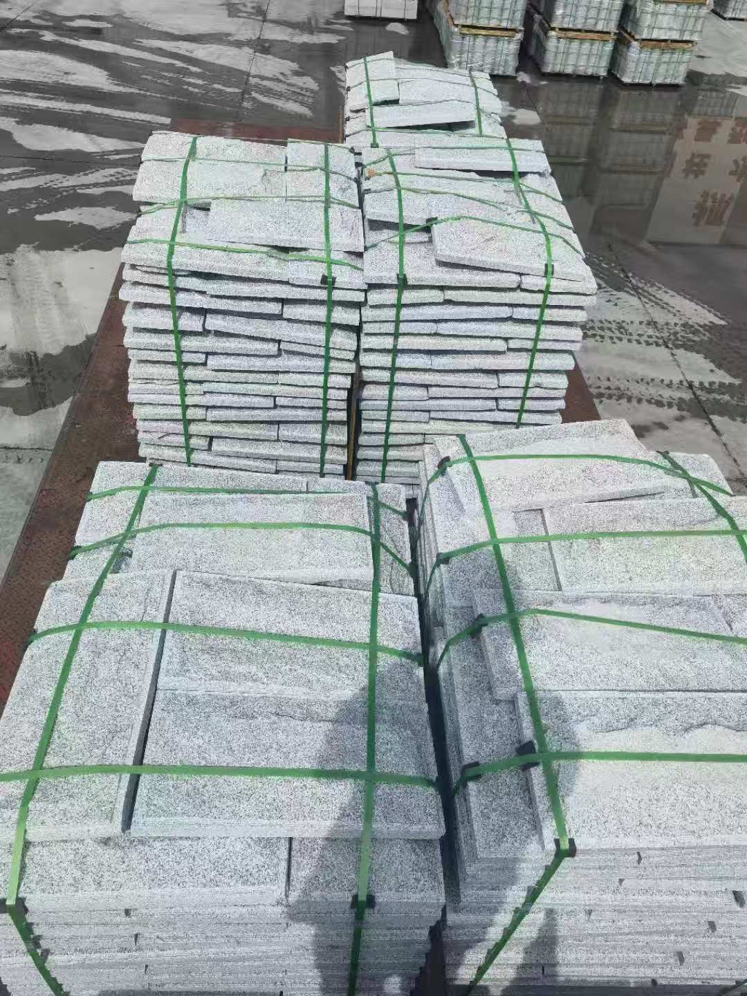 焦作 芝麻白蘑菇石装车出货