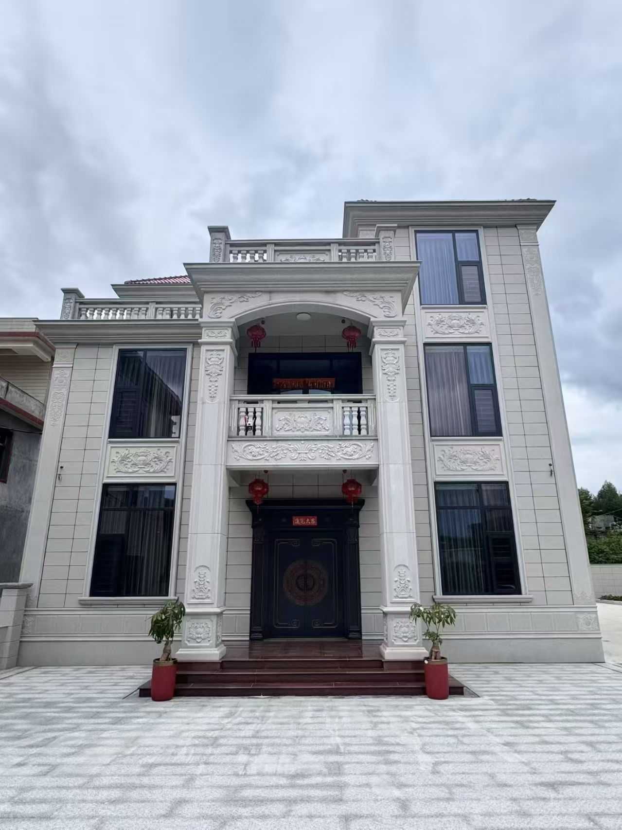 焦作 芝麻白石材别墅干挂案例展示