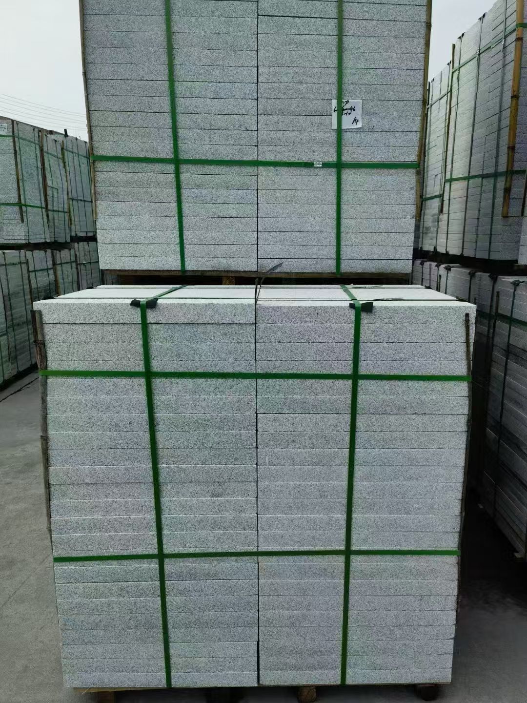 焦作 火烧面地铺石，街道广场园林市政工程板，1.8~5.0厚均有现货