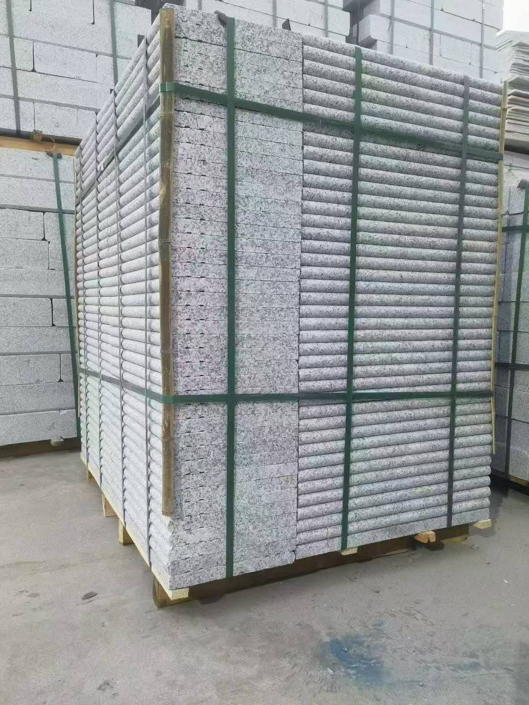 焦作 芙蓉白3公分厚磨圆边、拉槽，楼梯踏步