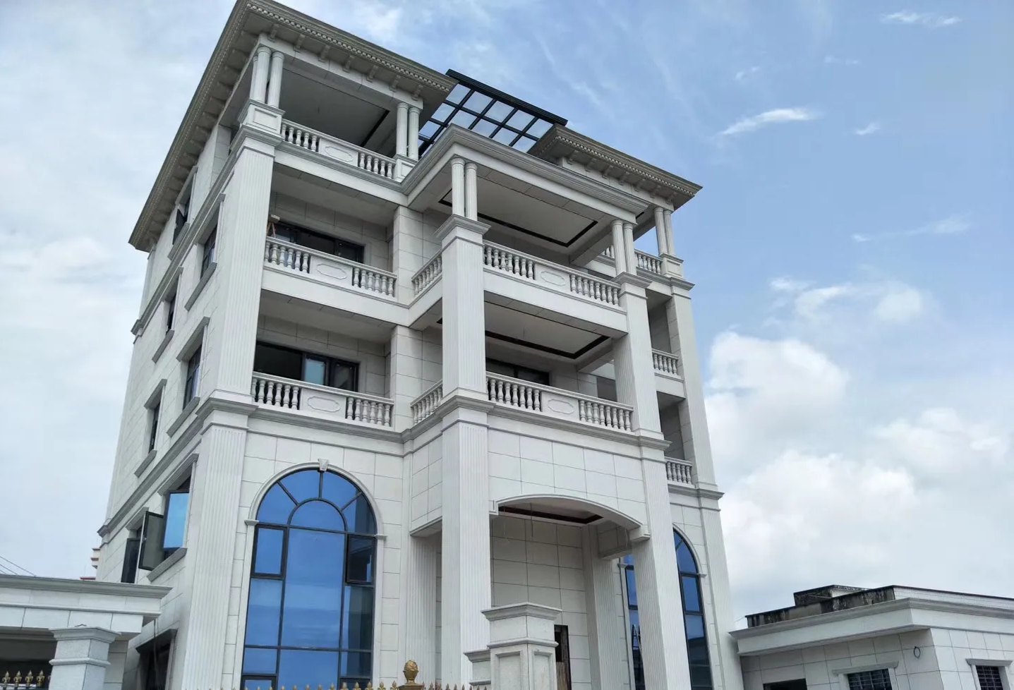 焦作芝麻白别墅干挂效果展示