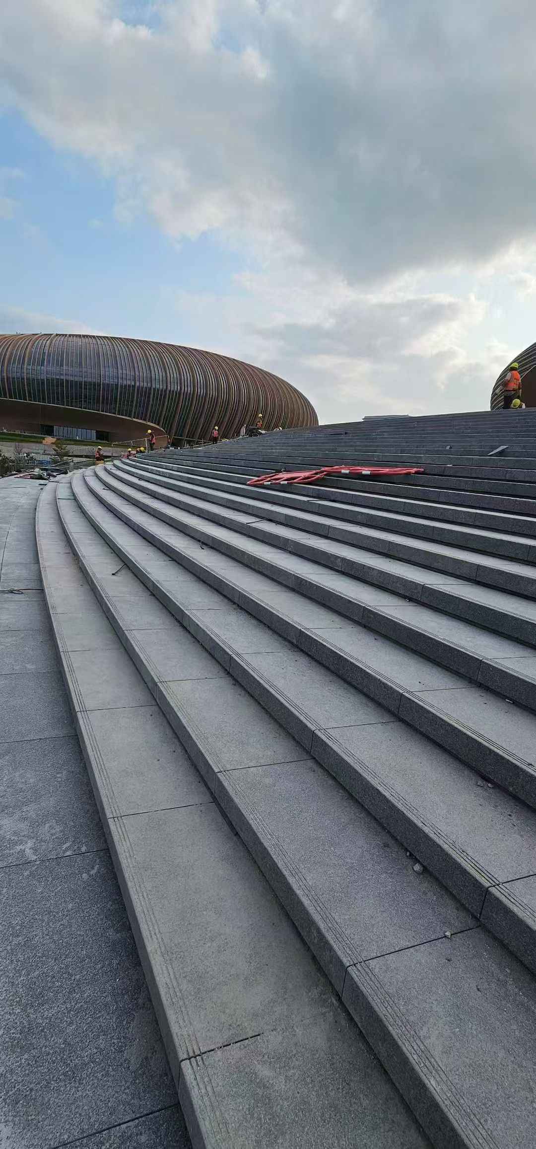 焦作 弧形整石台阶铺装效果图