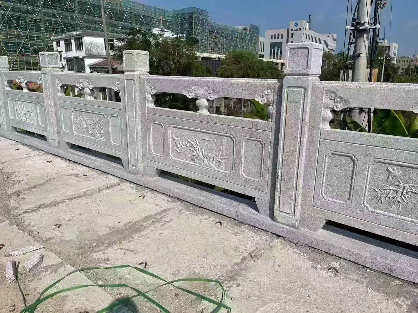 焦作 芝麻白栏杆