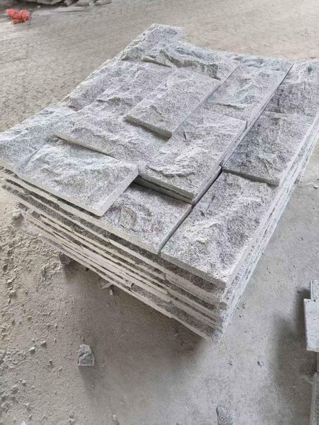 焦作 芝麻白蘑菇石、自然面