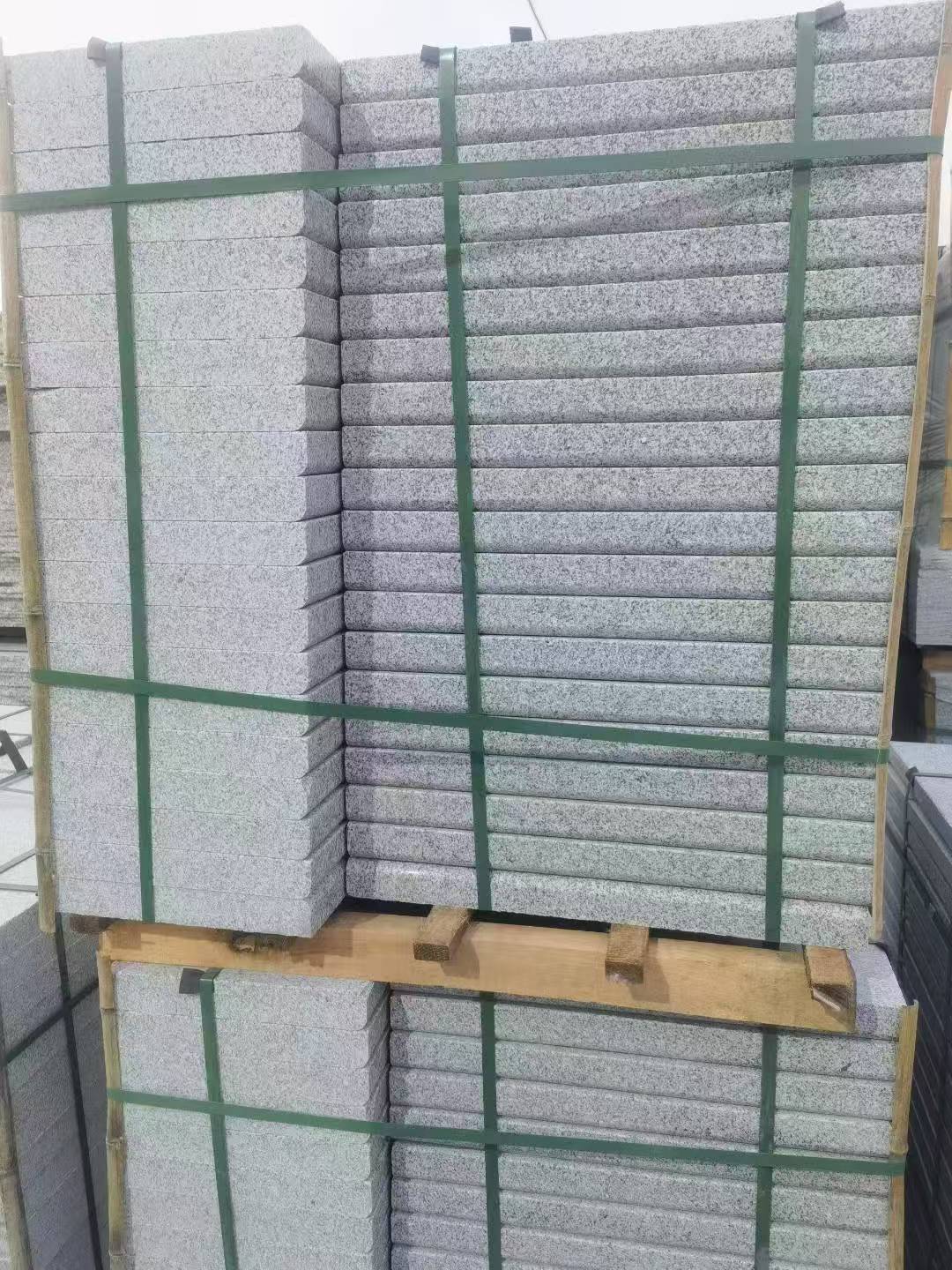 焦作 5公分芝麻白，倒斜角，室外楼梯踏步