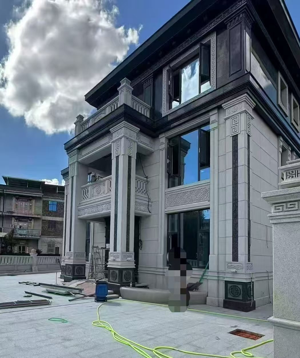 焦作 别墅干挂，芝麻白与芝麻黑完美配合