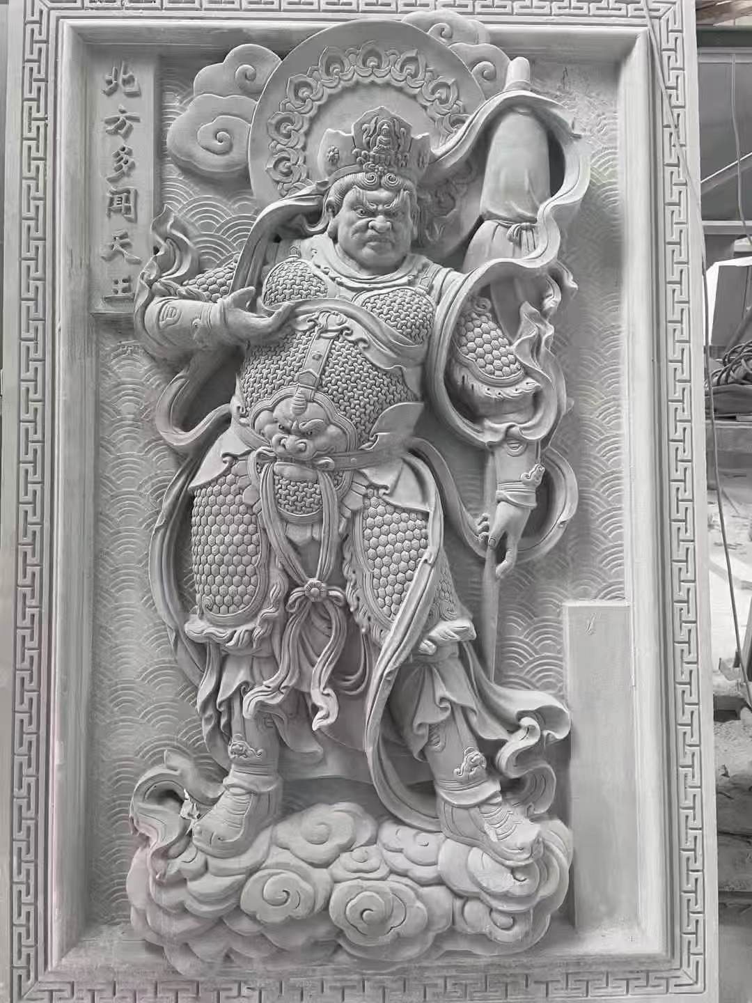 焦作 芝麻灰花岗岩人物雕刻——多闻天王